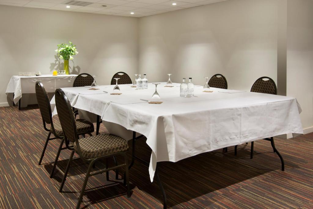 Park Hotel Montreal Мехелен Екстериор снимка